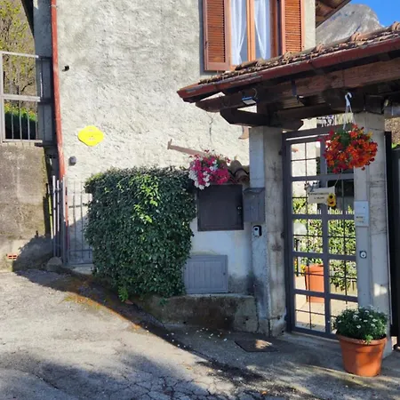 Holiday home Laura'S House, A Whole House With A Lake View, 5 Kilometers From Varenna *
