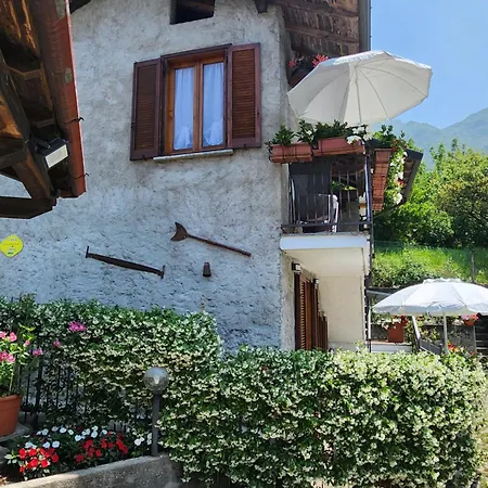 Laura'S House, A Whole House With A Lake View, 5 Kilometers From Varenna Lierna