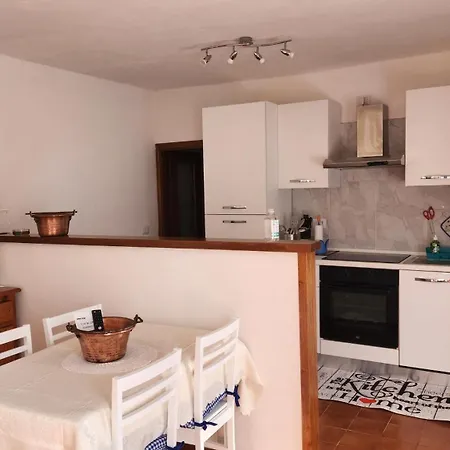 Дом отдыха Laura'S House, A Whole House With A Lake View, 5 Kilometers From Varenna *